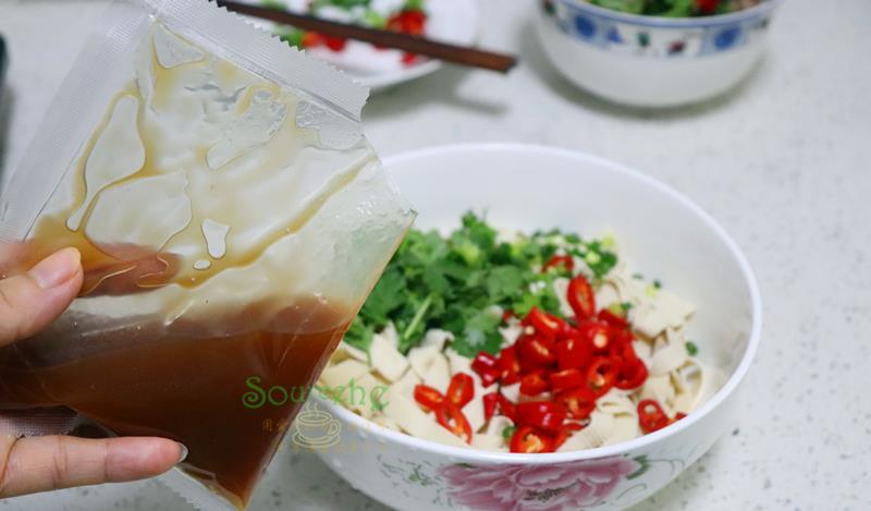 豆腐|三伏天，吃肉不如吃它，2元一大盘，清热止汗，天天吃也不长胖！