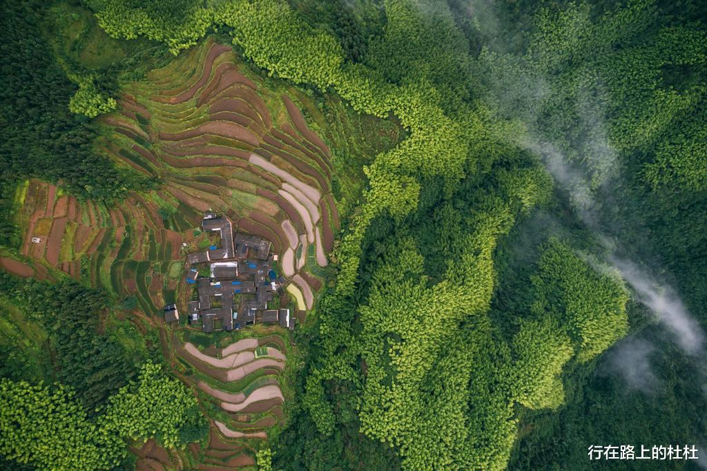 |避开十一的人山人海，寻一处仙境又清静的美景，就来这里