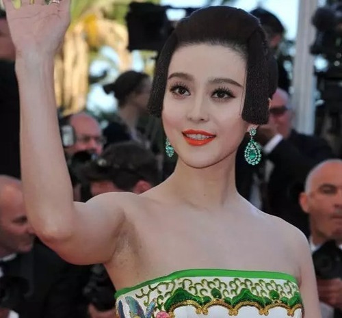 明星|几位“没脱腋毛”的绝美女星，活成了多少老爷们心中的梦想