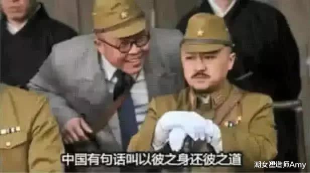 穿帮镜头|史上最“尬”的穿帮镜头，拿香烟当子弹打我忍了，开车讨伐董卓？