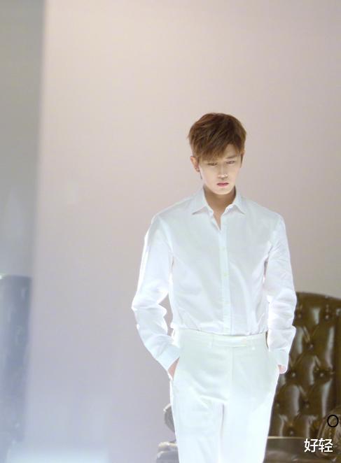 任嘉伦■任嘉伦，从170斤瘦到118斤，减肥方法曝光，网友：我决定胖着