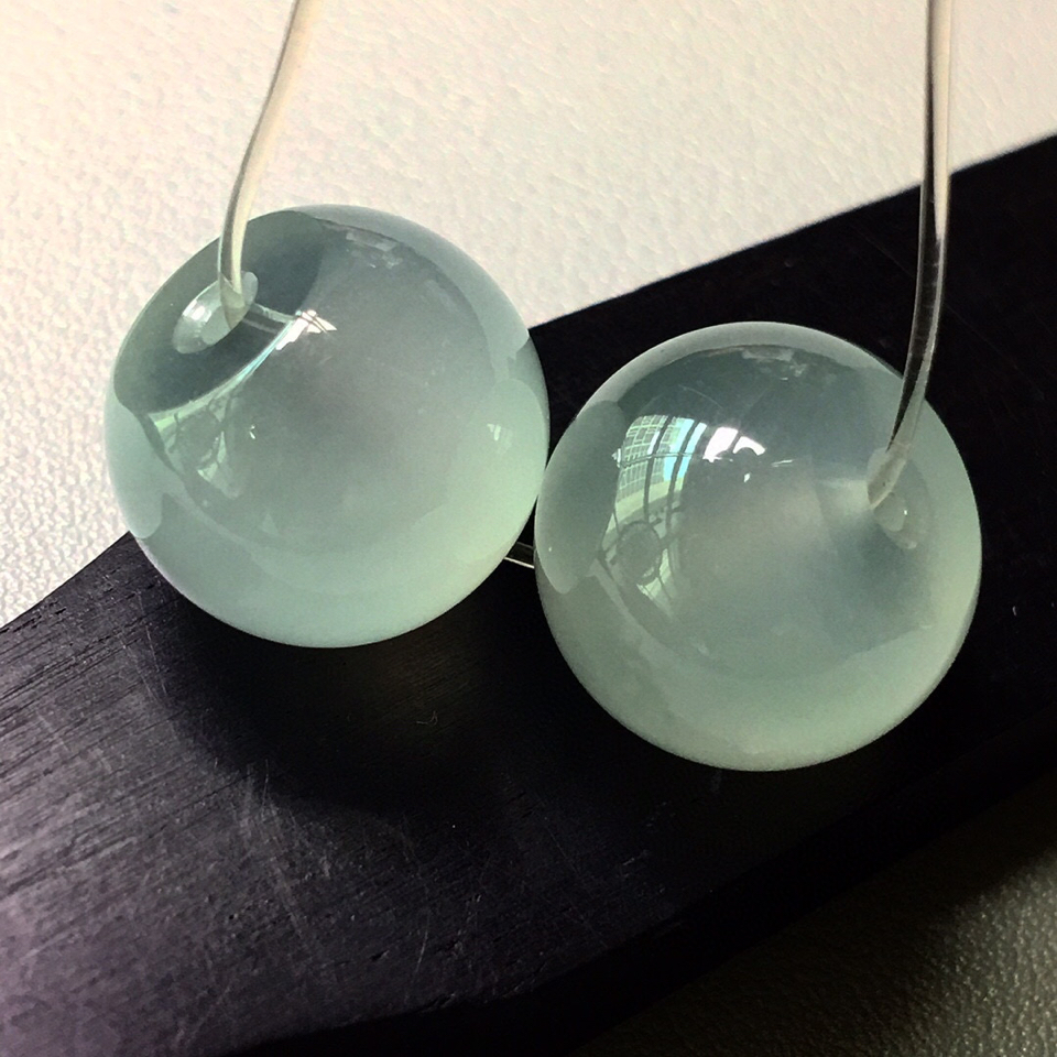 |造型简单的翡翠，为什么越来越受欢迎？