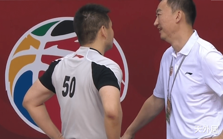 『鼠疫』神剧情！林书豪最后3秒突破造犯规，罚球绝杀，对手质疑裁判