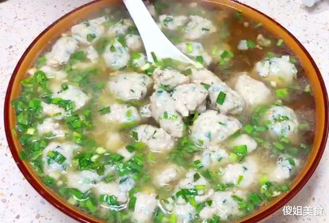 『鱼丸』谷雨后，碰到这鱼别错过，刺少肉嫩，营养价值高，不吃可惜了