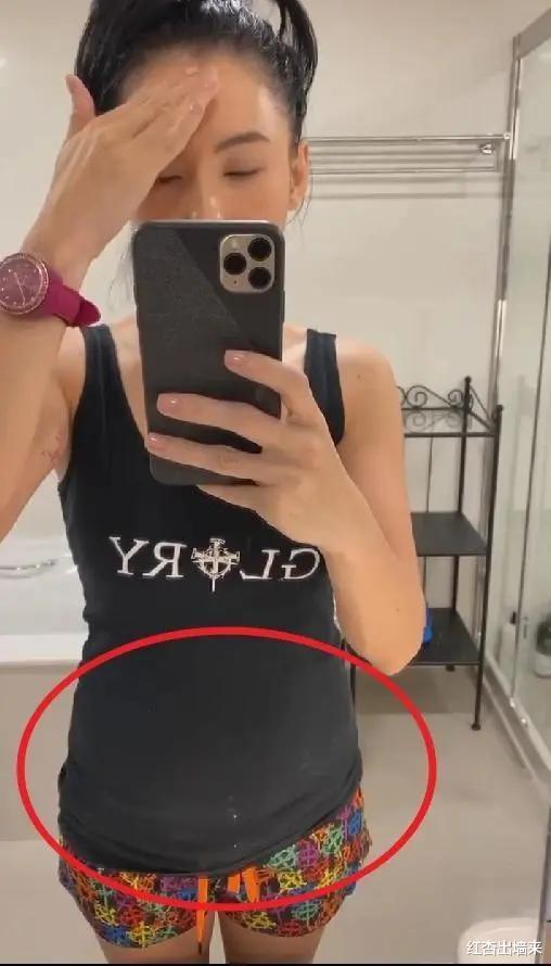 张柏芝|不再隐瞒？张柏芝爆料为何备孕四胎，网友：原来都是谢霆锋惹的祸