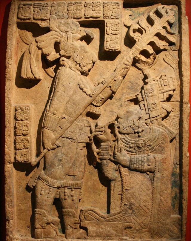 玛雅人|墨西哥出土的浮雕，都雕刻着什么内容？为何有人说玛雅文明太残忍