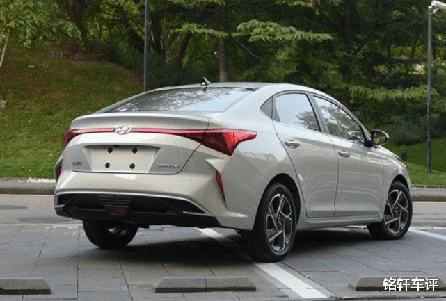 「合资车」卖5万多的“合资车”,不香?一降到底,油耗才5个,轴距达2米6