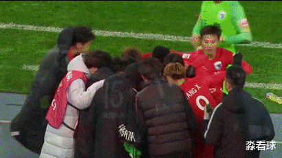 河南建业■难怪半个中超都想要他!35.5万“廉价”外援失业后1决定令人动容