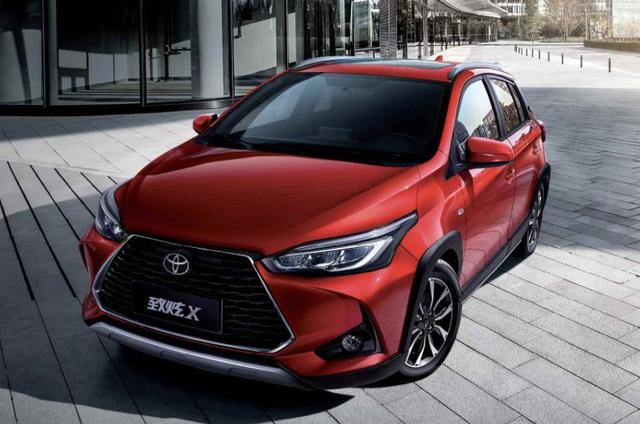 本田CRV|丰田小车获得了冠军，配CVT油耗5.2L，全系四缸，上班接娃都合适