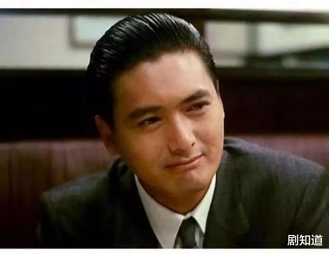 周润发|65岁周润发约女性友人爬山,头发花白皱纹明显,膝下无子很唏嘘