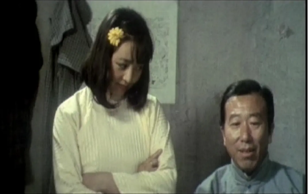 #宋丹丹#1989年宋丹丹首登春晚,英达父亲为何评价为“拿肉麻当有趣”