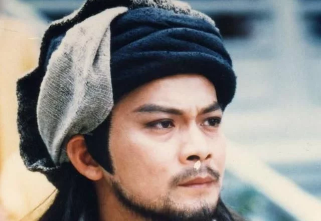 「段誉」天龙八部中被忽视的绝顶大神，武功心法功底不输段誉，萧峰都惧怕他！