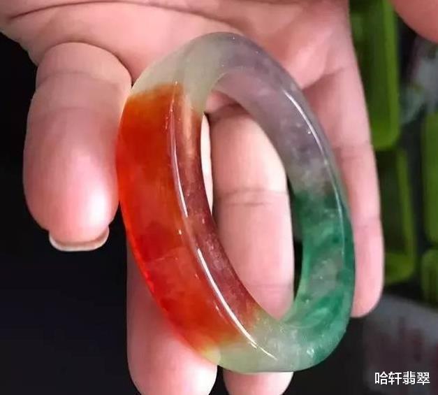 翡翠|你知道假翡翠对你的伤害有多大吗?