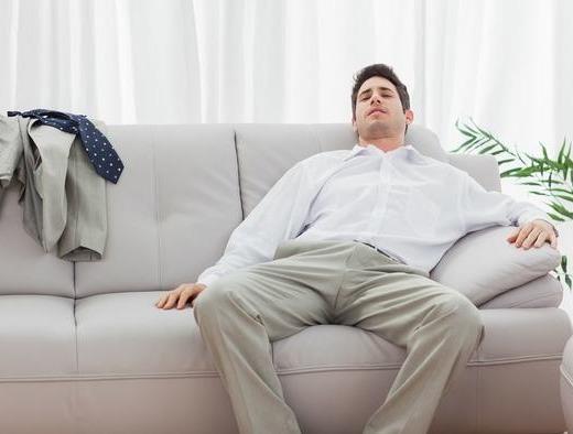 肝脏：肝不好的人，身体会有\2处疼、3变色\，常做三件事的人，尤其注意