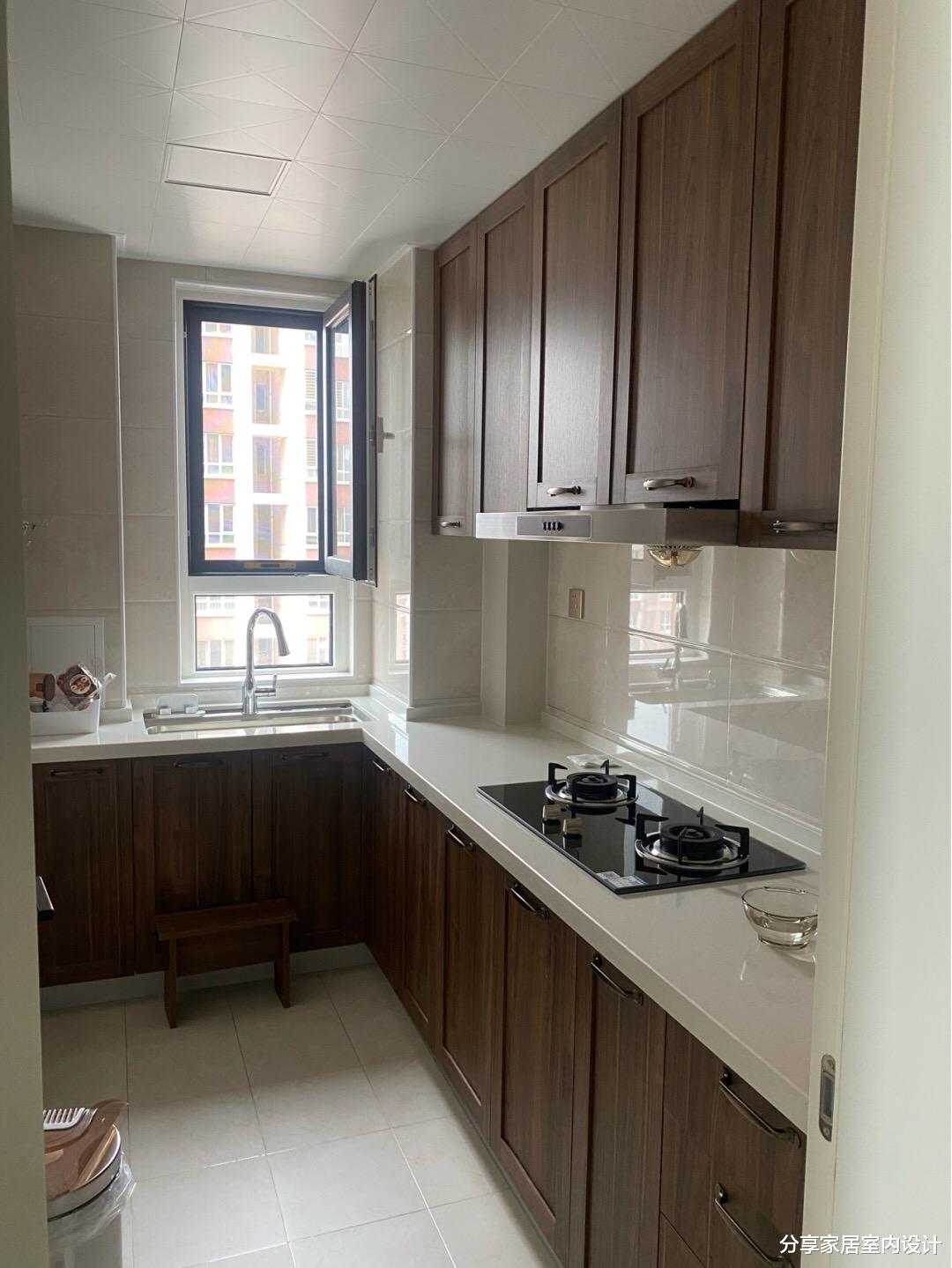 |给父母准备的新房，装修一共花了18万，不豪华但也很舒适，很幸福