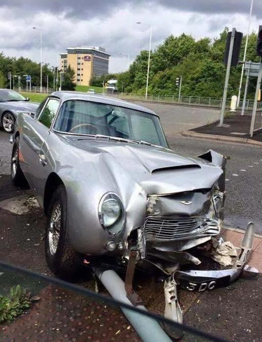 『卫星』砸倒了价值2.9亿美元的卫星！这波昂贵的错误，看着就心疼啊！