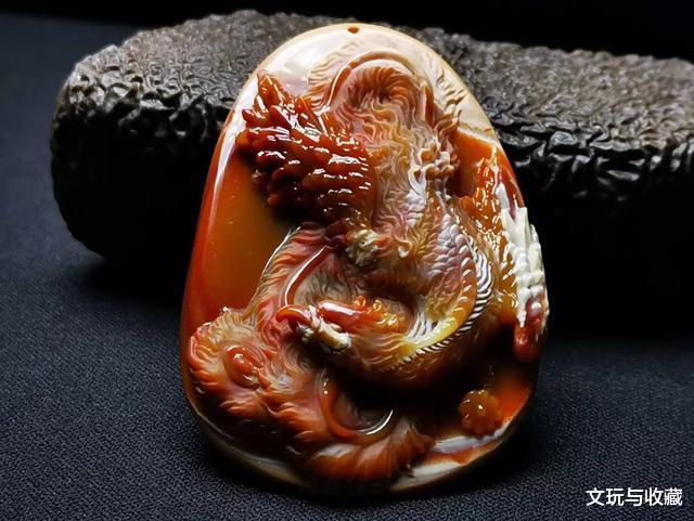 雕刻|泡泡玉雕刻凤凰涅磐，红的惊艳白色彻底，文玩之上品欣赏！
