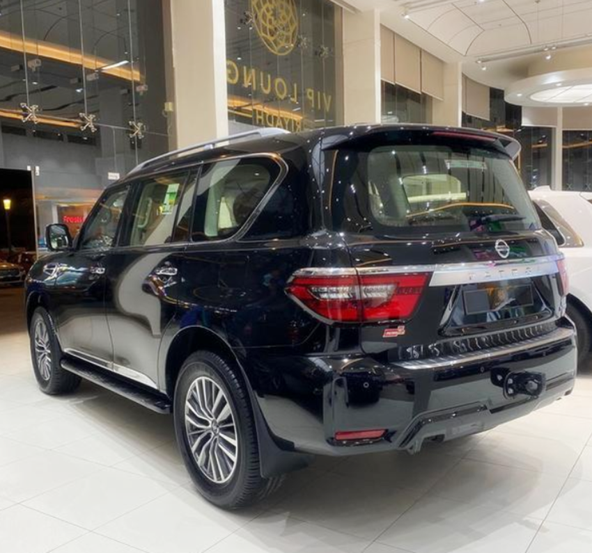 新车|连螺丝钉都纯进口，比霸道还野性，从130万一路跌到42万，成良心越野