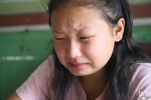 东方今报|郸城12岁女孩每天都去超市捡烂菜叶吃，背后原因令人心酸