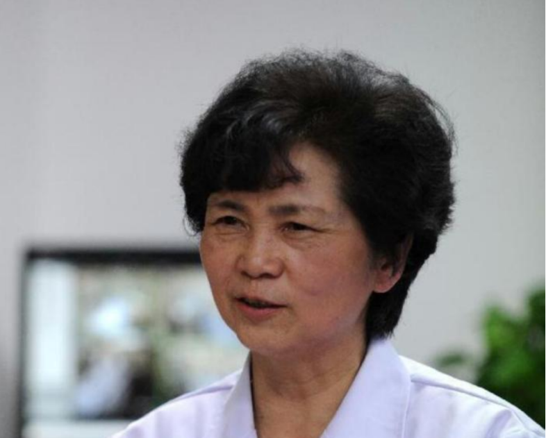 @盛世捞金,遇难就躲,明星惹众怒
