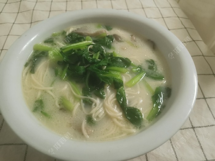 |喷香的白米饭，鱼儿你能抵挡诱惑吗