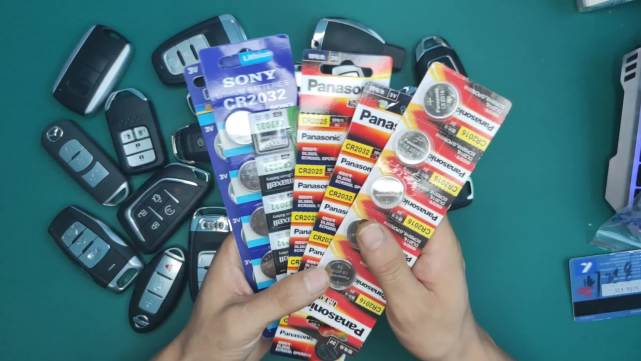 电池|原装的遥控器电池能用6年，自己换的只能用1年，为什么？