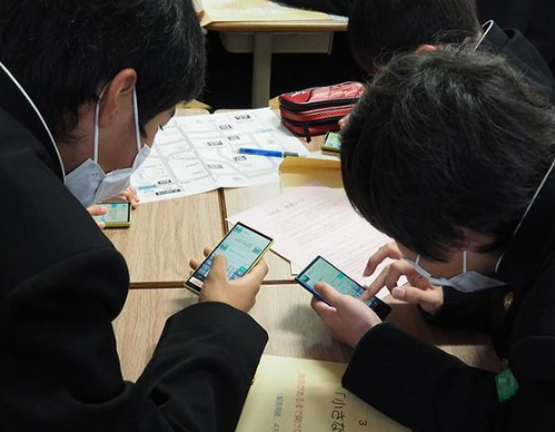 LG|中学生带手机，老师“绝不让”安装的3个软件，一个都没装是学霸