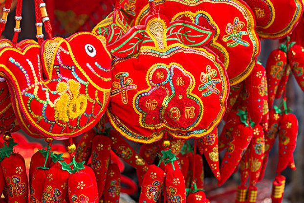 旧爱|3大生肖，在今年底将收获意外惊喜，成就大业致富发财，没啥烦恼