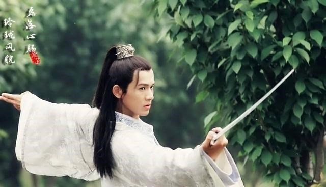 乔振宇|乔振宇新剧《蔓蔓青萝》,杀青三年迟迟未播,看到女主是谁后不奇怪