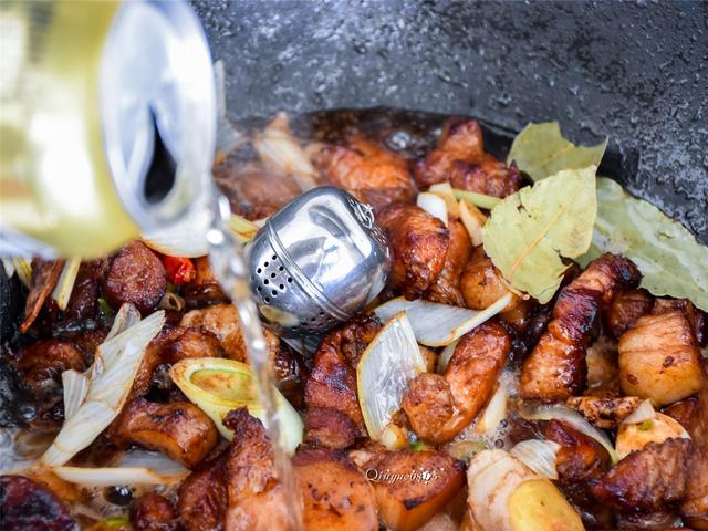 猪肉|炖肉最“忌讳”这2种调料，放了等同在毁了肉，很多家庭都不懂