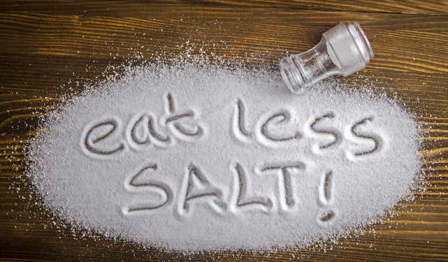 「虚胖」注意:你是实胖还是“水肿”?学会3招,消除水肿降低体重