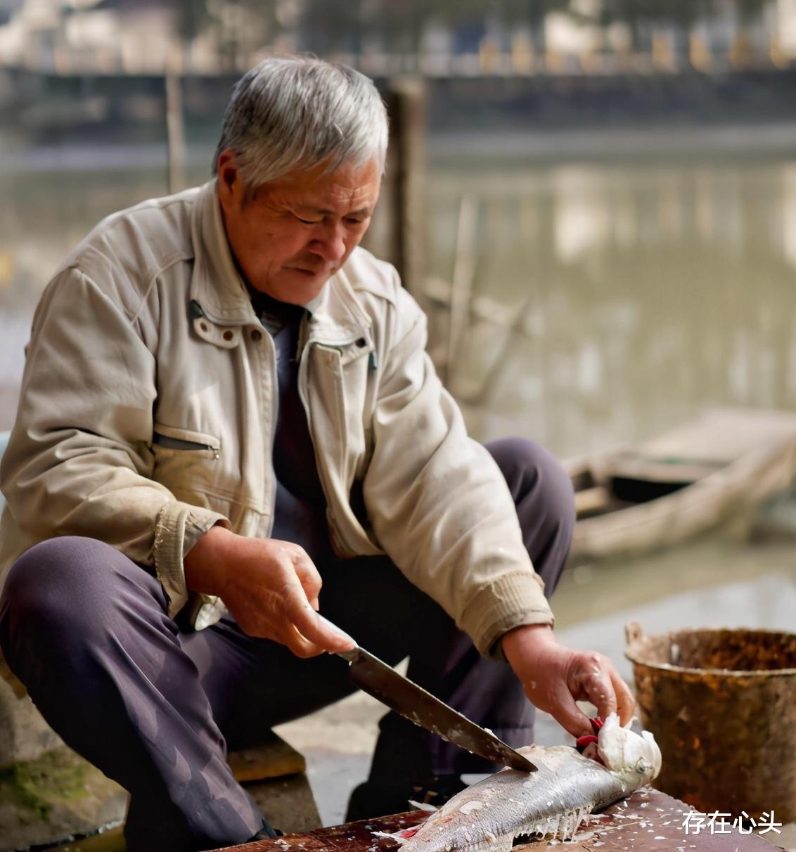 退休|“退休后，为什么说不要跟从前的同事联系”他们说出实话
