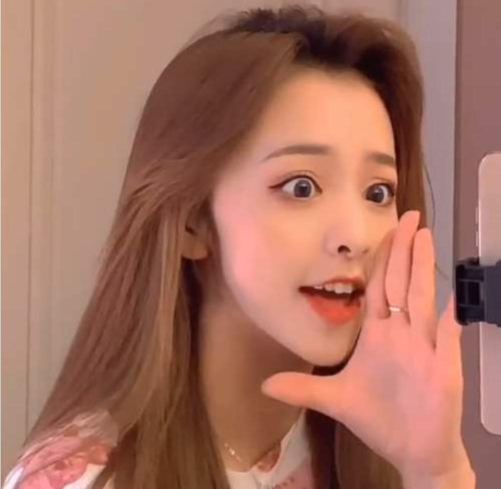 刘思瑶|刘思瑶再现“史诗级”失误，腰竟又大又圆，网友：瘦身没拉满罢了