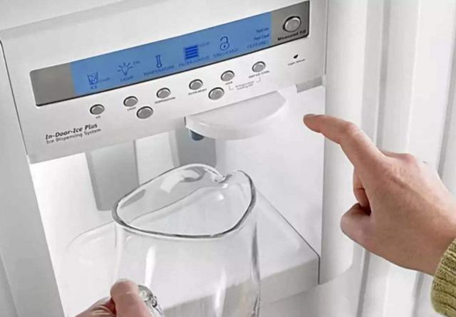 为什么越来越少人家里买饮水机了？听师傅一说，才知水质这么差