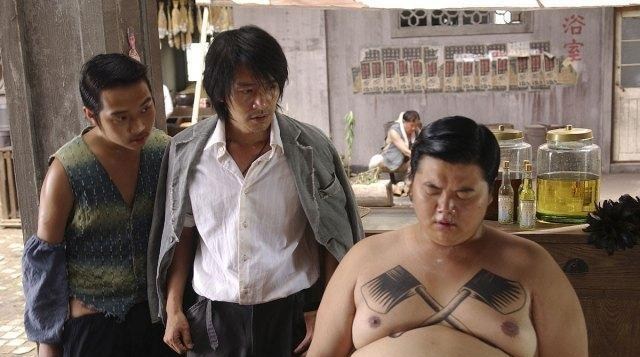 【周星驰】周星驰从影40年现状：电影中的“王者”，生活中的“寡人”