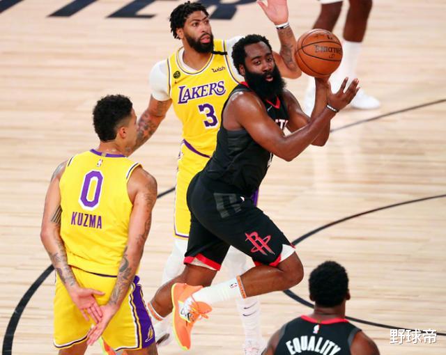 巴特勒|都是湖人，为何三阵巴特勒打的难分难解，一阵哈登却被轻松击溃？