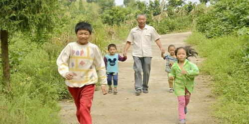 教师|教师或是下一个“金饭碗”？涨工资后又发放1000元津贴？