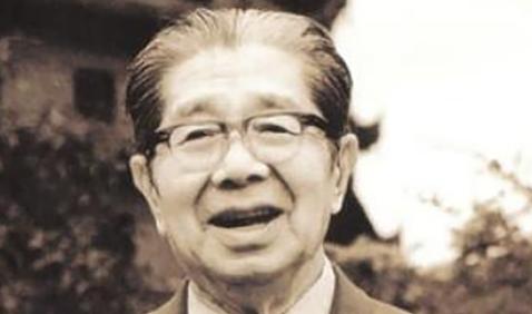 小志的历史观点|妻子与学生私奔，高调登报离婚，晚年他功成名就，妻子后悔已晚