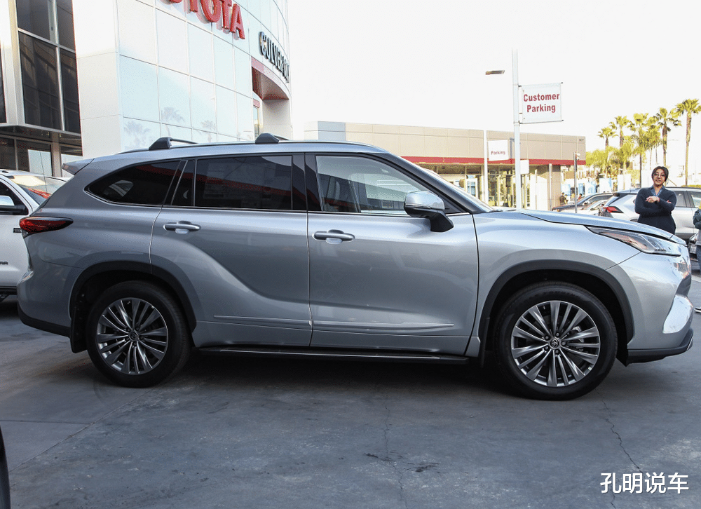 丰田汉兰达|新汉兰达终于来了，颜值提升明显！老款坚持不优惠