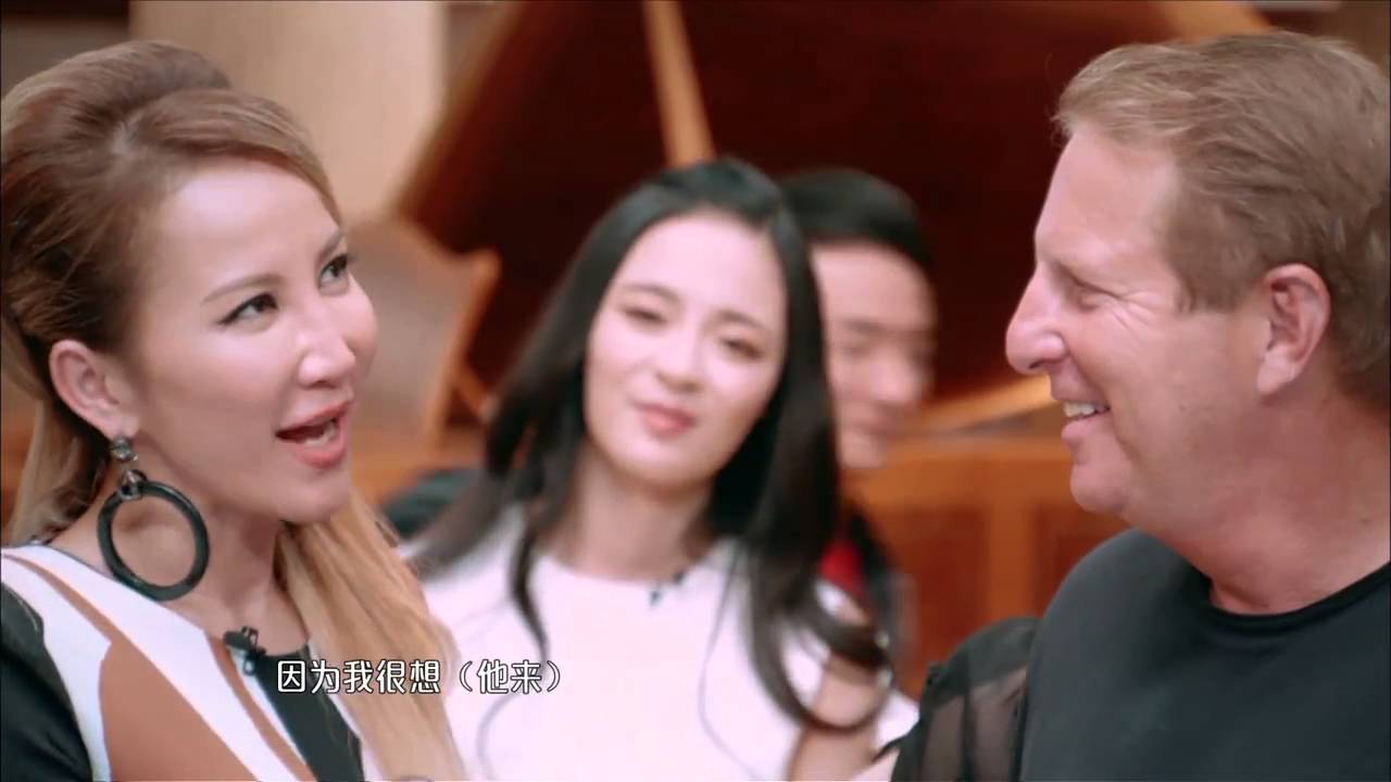 李玟|李玟再传婚变！46岁生日孤独许愿，大16岁富豪老公和继女全缺席