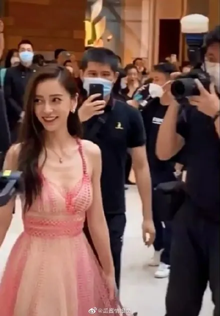 婚变|AB黄晓明婚变实锤？这次的男主角居然还是跑男成员……