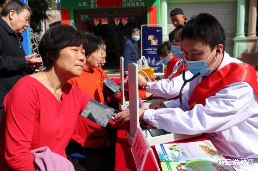 高校|教育部警告的3个大学专业,高校纷纷撤销,不要再被误人子弟