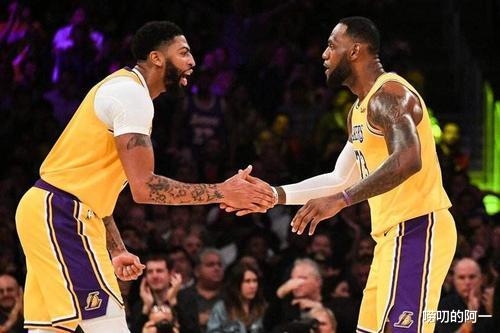 湖人队|若湖人和热火相会总决赛，湖人有多大的机会赢得总冠军？