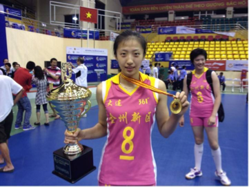 丁霞■女排国手丁霞暗恋对象曝光，原来是同队的她，果然般配