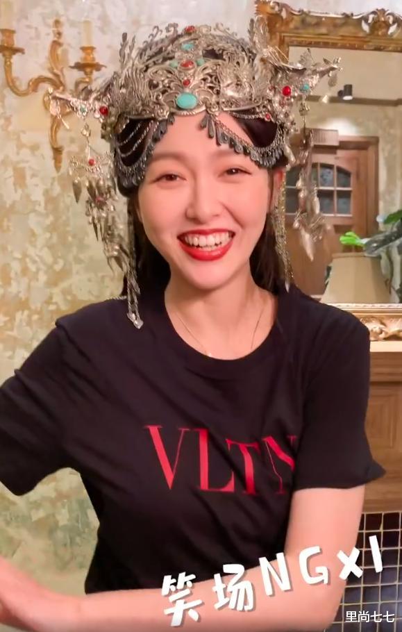 唐嫣:唐嫣产后首次营业!产后4月穿短裙秀麻杆腿,脸却变圆润腰也粗了