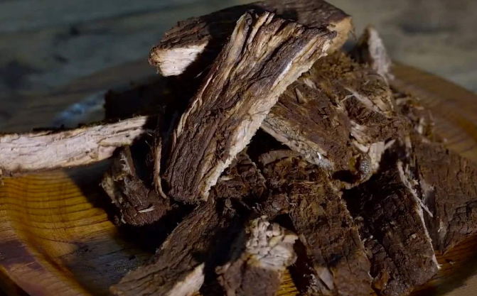 「土豆」李子柒做的“牛肉干”能吃吗？看到无滤镜食物，网友：送我也不吃