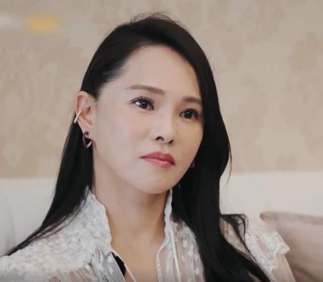 【伊能静】妈妈连生7女儿 爸爸另娶生儿子起名“无悔”伊能静：我不恨他 恨我妈