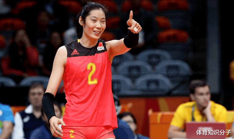 「郎平」中国女排传喜讯！新的超级主攻横空出世，郎平打造新王牌？