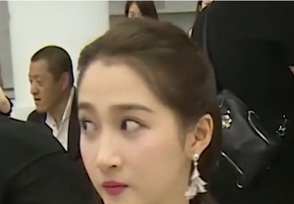 鹿晗|鹿晗希望28岁结婚，关妈妈却说再等4年，关晓彤一句话回复太霸气