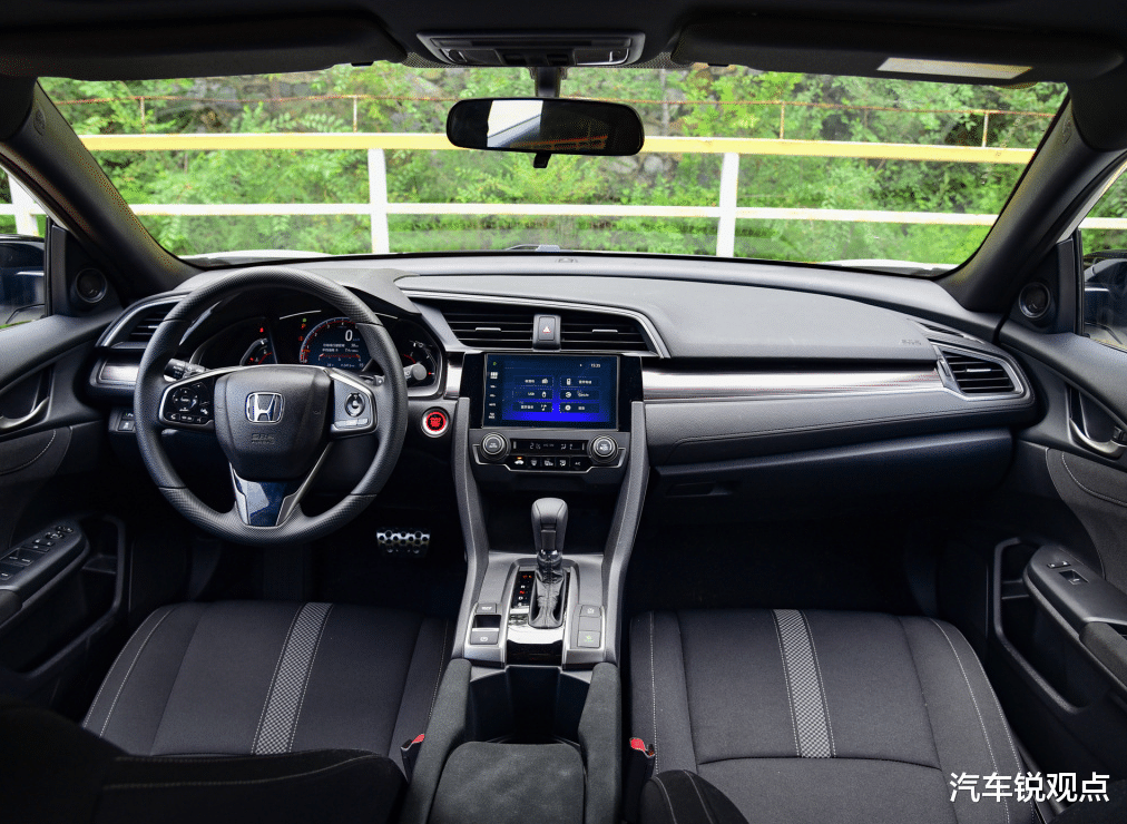 马自达|上市前都说买，真上市销量惨淡，三款被消费者“忽悠”上市车型